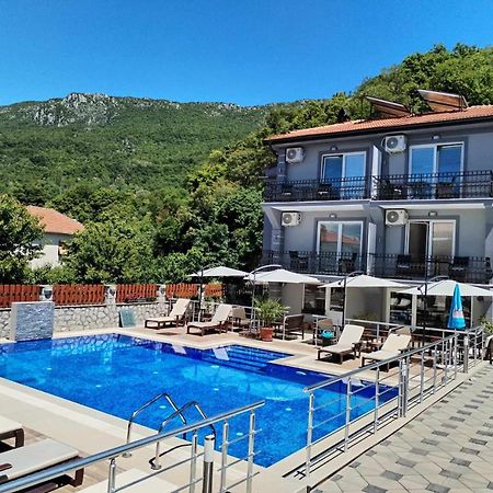 Villa Mimi Peštani Buitenkant foto