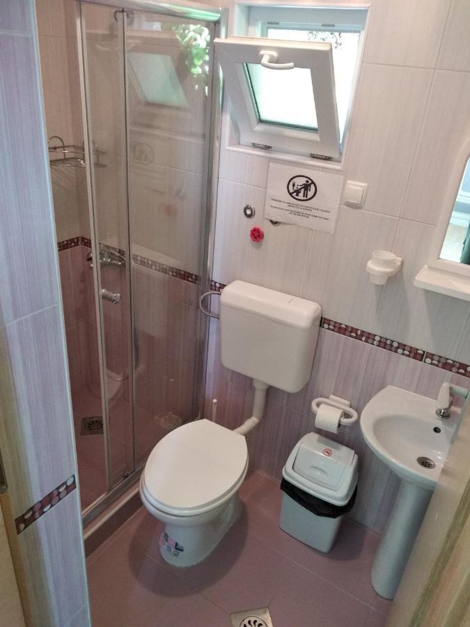 Villa Mimi Peštani Buitenkant foto