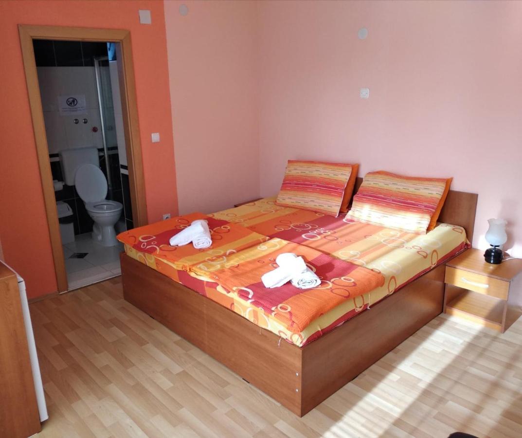 Villa Mimi Peštani Buitenkant foto
