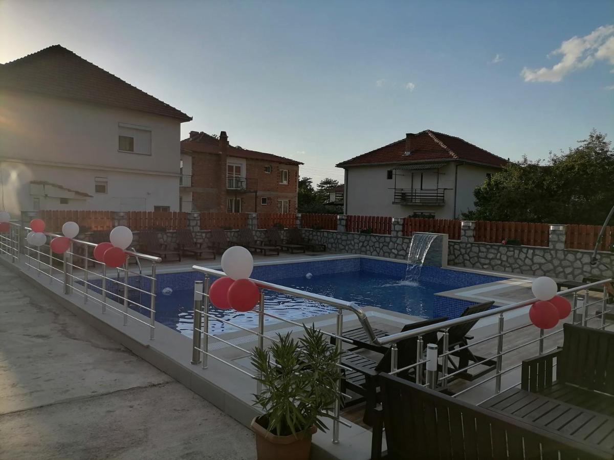 Villa Mimi Peštani Buitenkant foto