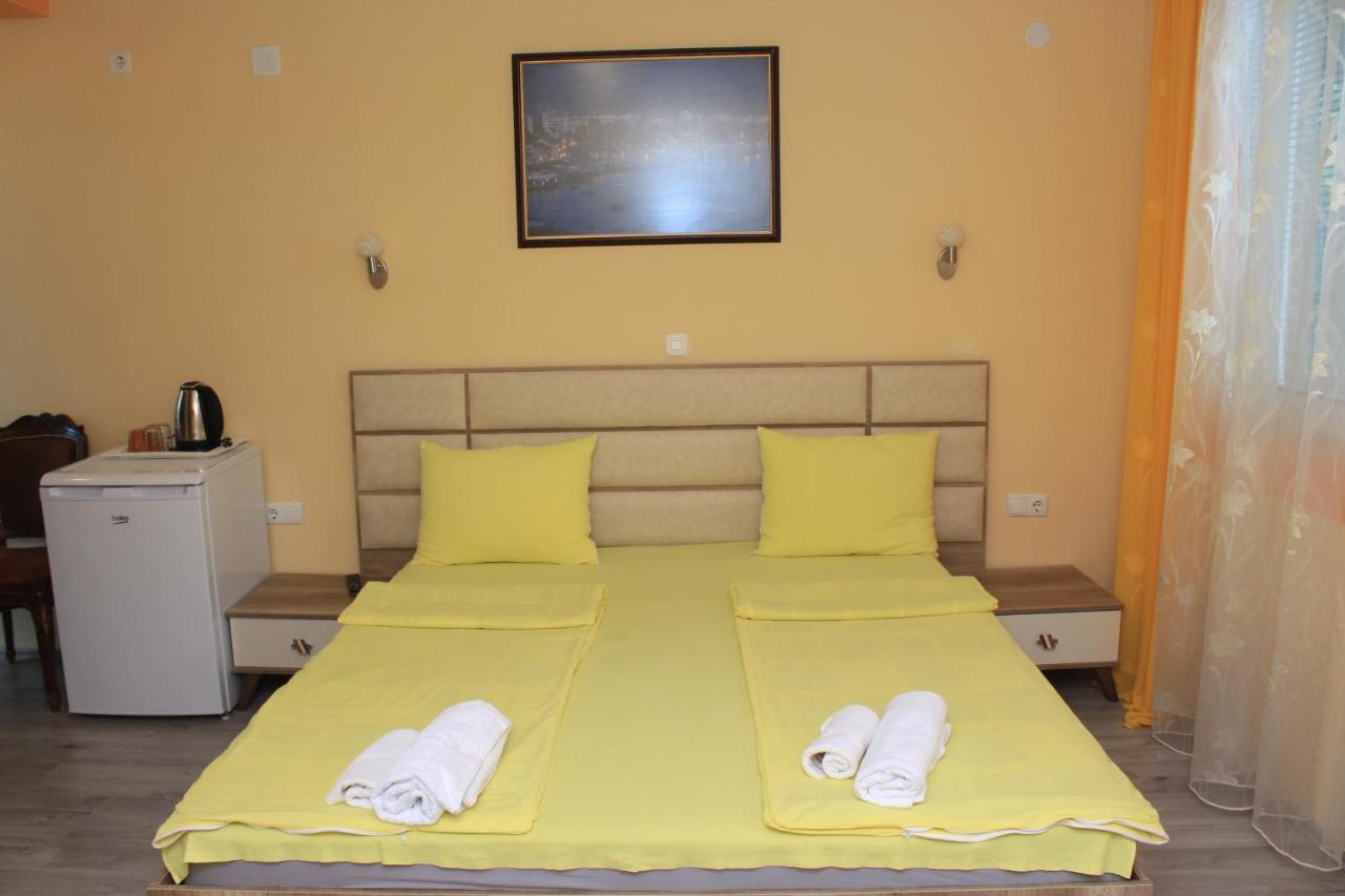 Villa Mimi Peštani Buitenkant foto