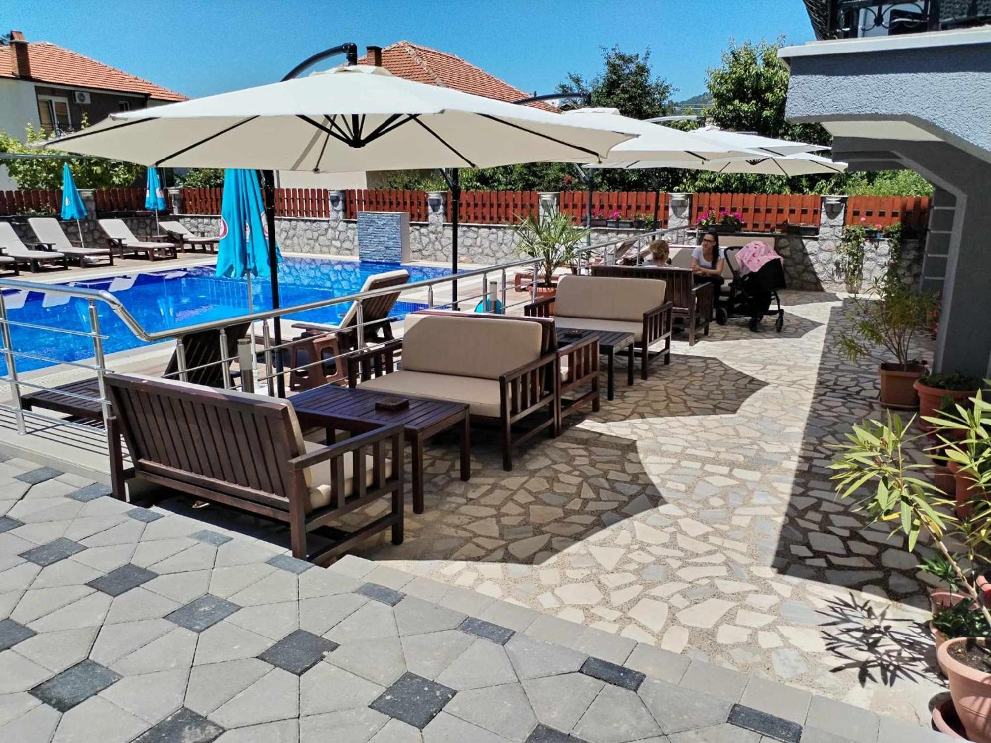 Villa Mimi Peštani Buitenkant foto